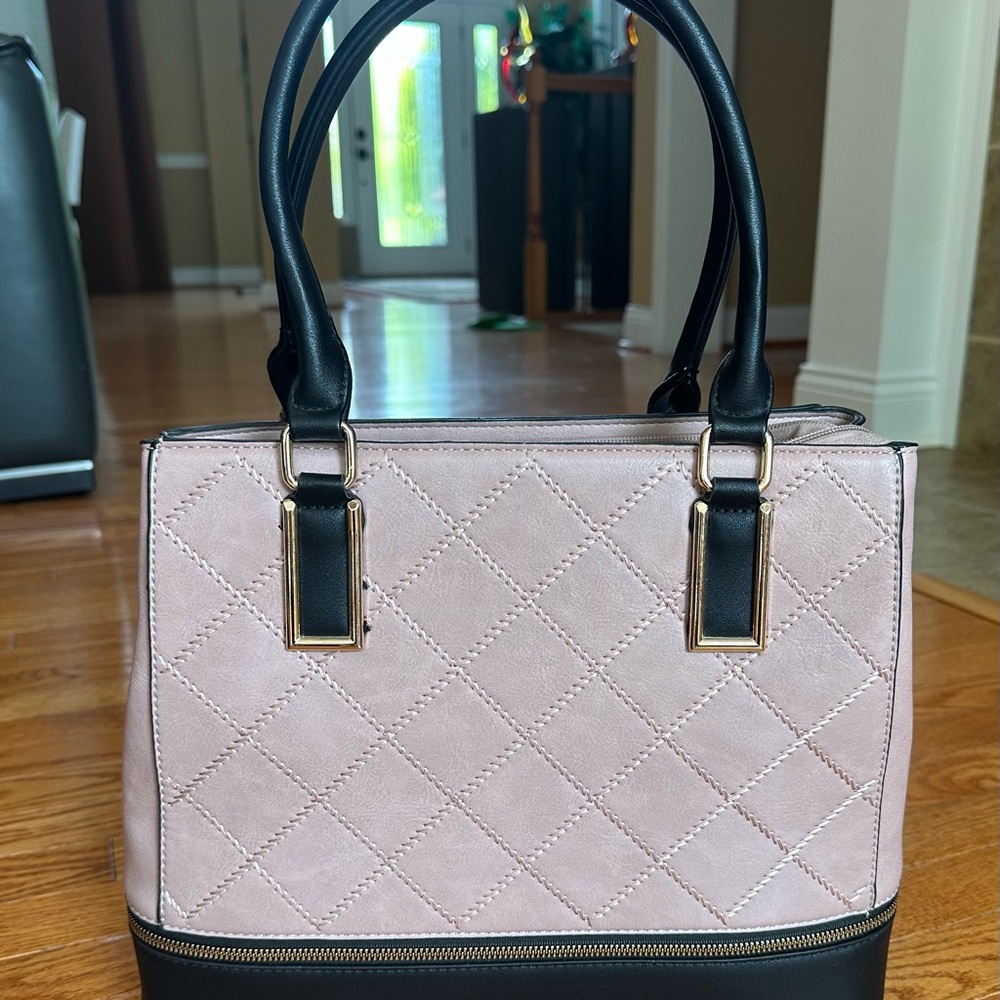 Chic Quilted Satchel in Pink and Black